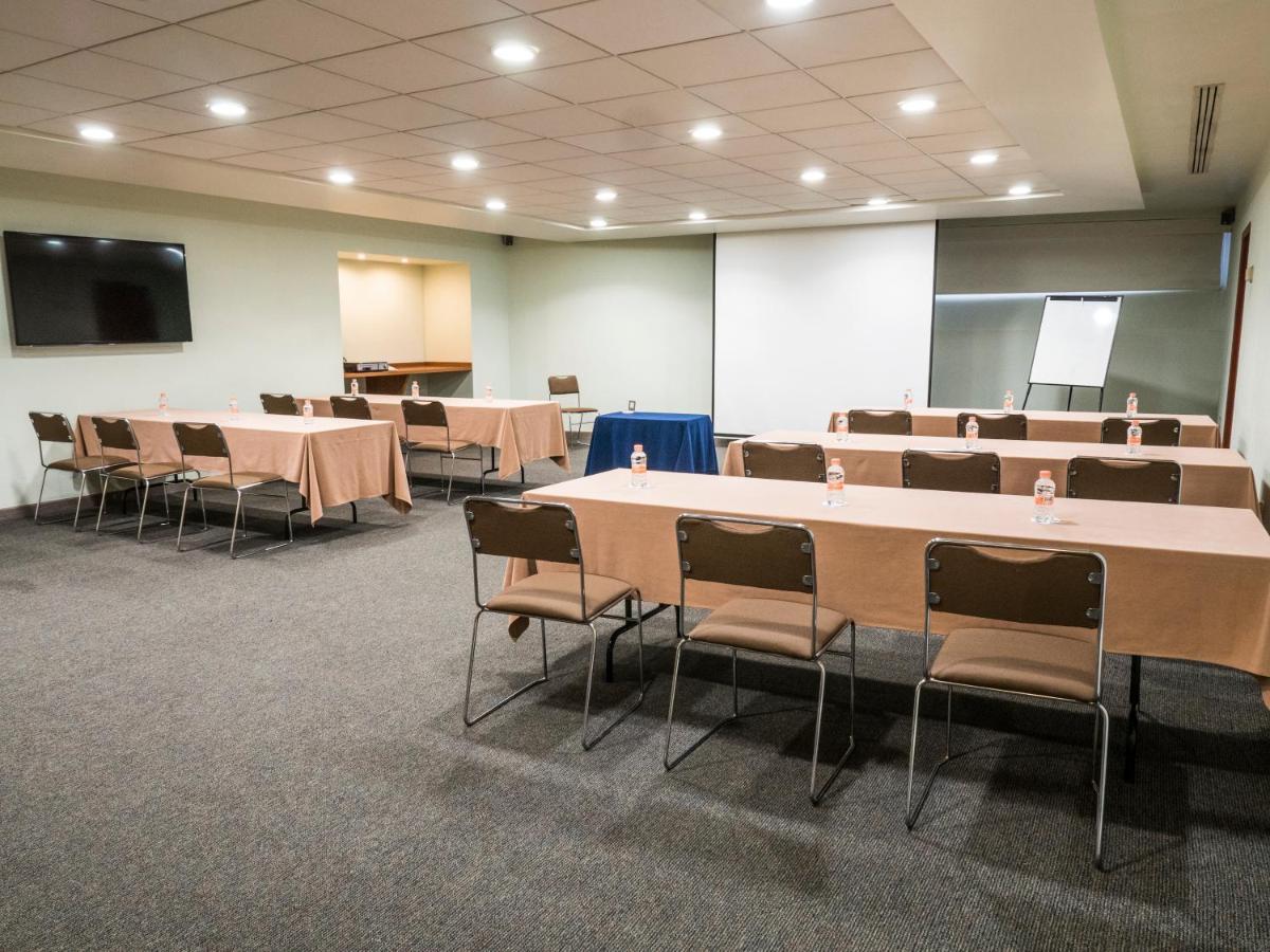 Hotel Mercury Inn Querétaro Εξωτερικό φωτογραφία
